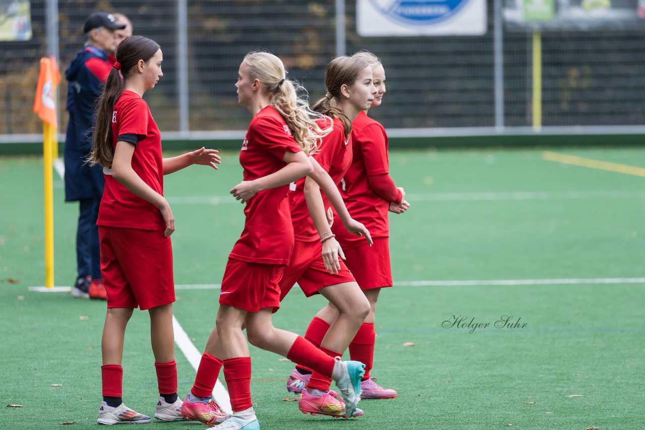 Bild 205 - wCJ VfL Pinneberg - Eimsbuettler TV : Ergebnis: 0:3